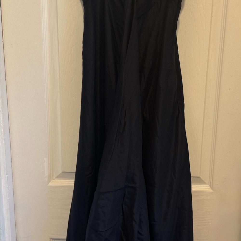 Club Mónaco Isabelle Black Midi Dress Size 2 Brand NWT Original $199 Elegant